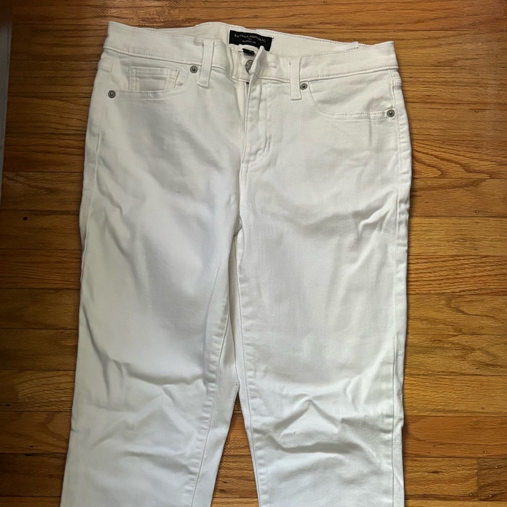 Banana Republic White Straight Leg Jeans Classic Style
